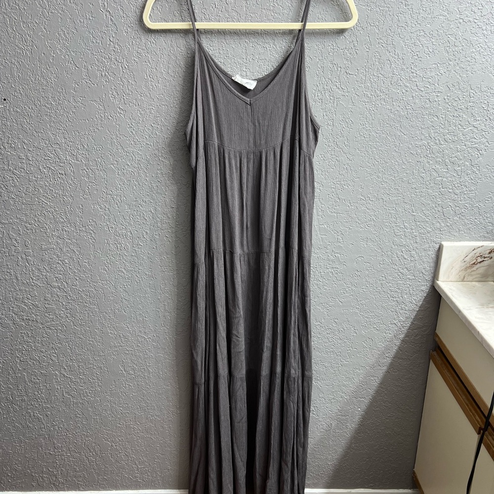 Carly Jean Los Angeles Gray Spaghetti Strap Maxi Sundress